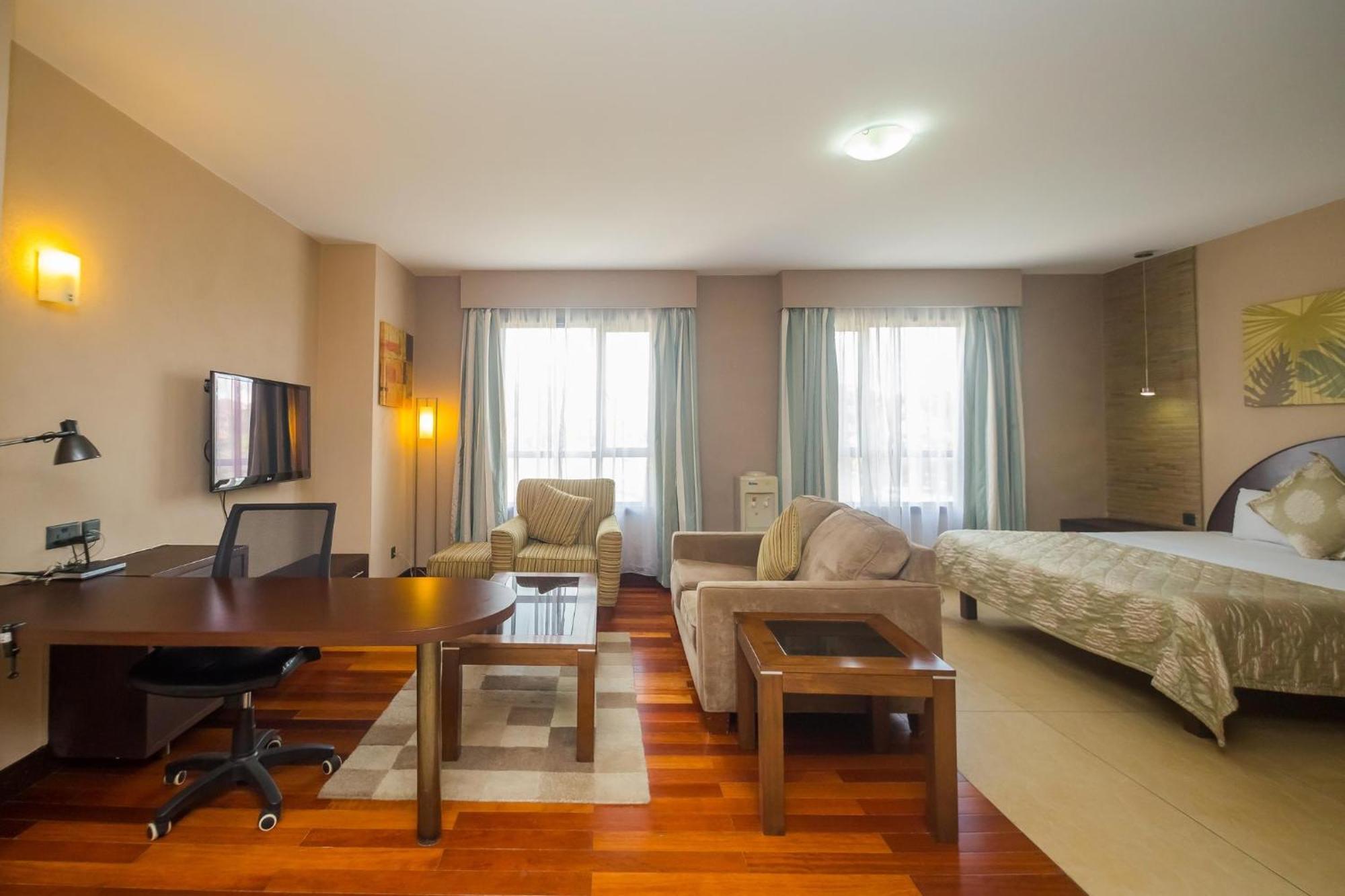 Taarifa Suites By Dunhill Serviced Apartments Nairobi Extérieur photo