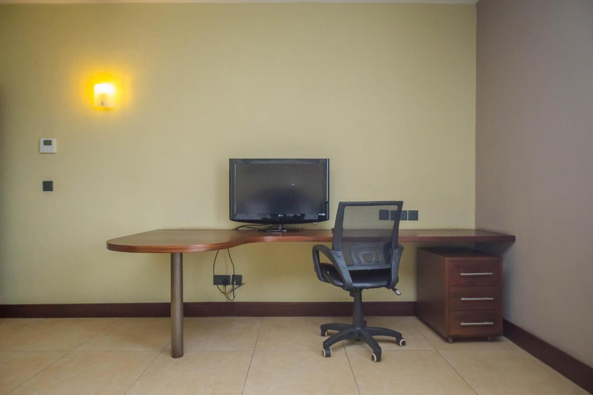 Taarifa Suites By Dunhill Serviced Apartments Nairobi Extérieur photo